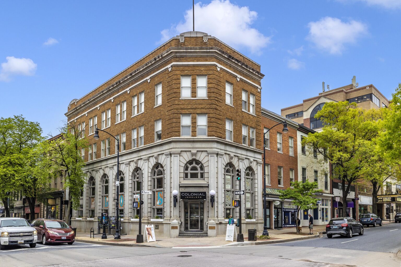 Visual Reference: Gorgeous Downtown Office Space
